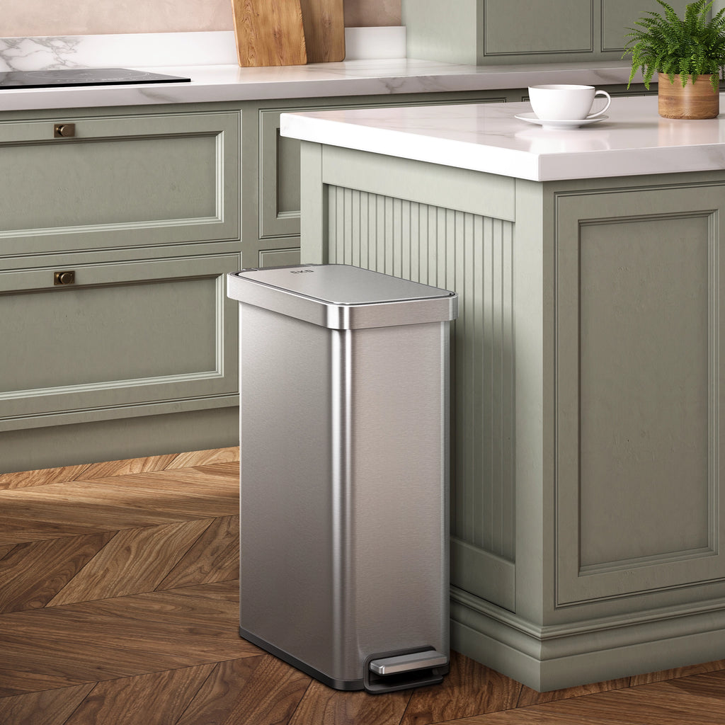 Hudson Slim Stainless Steel Step Trash Can 50 L / 13.2 Gal