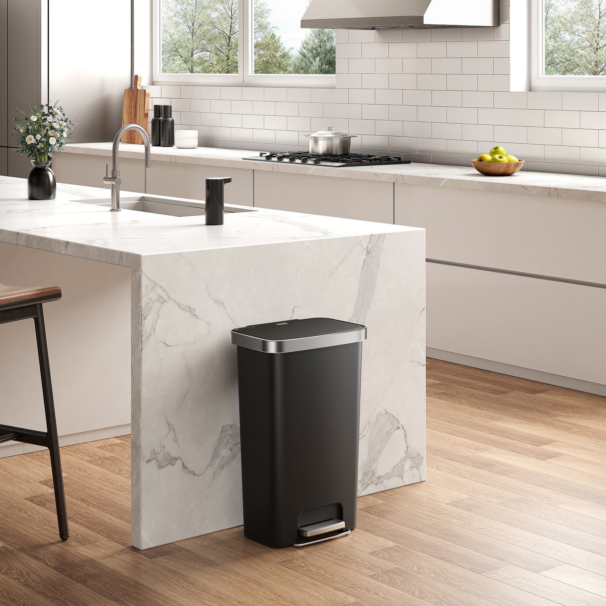 EKO HANA 45L/ 11.9 Gallon Plastic Resin Step Kitchen Trash Can-Black – Kitchen