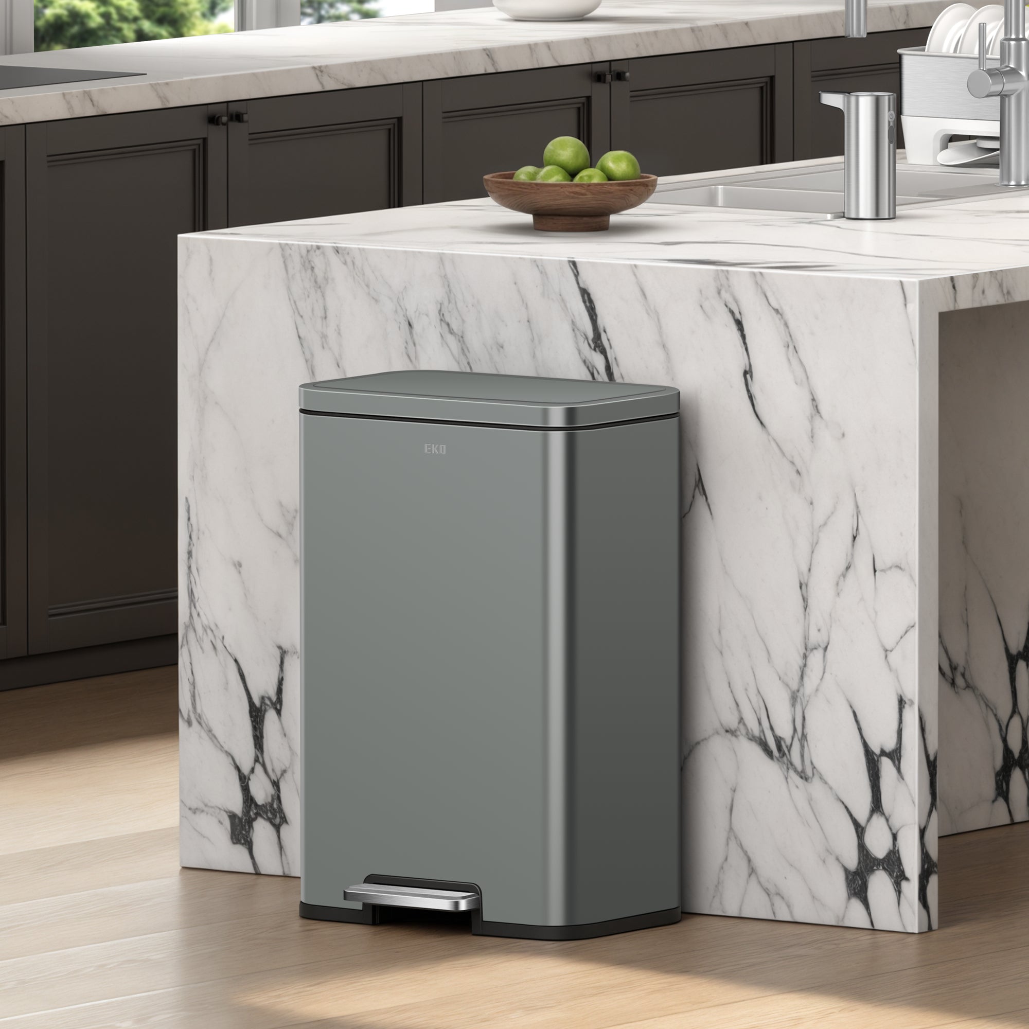Madison Step Can with Liner Stainless Steel