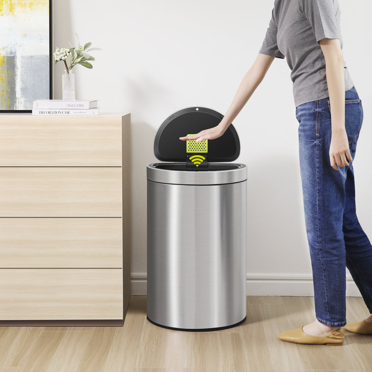 Mirage Semi-Round Motion Sensor Trash Can 47 L / 12.4 Gal
