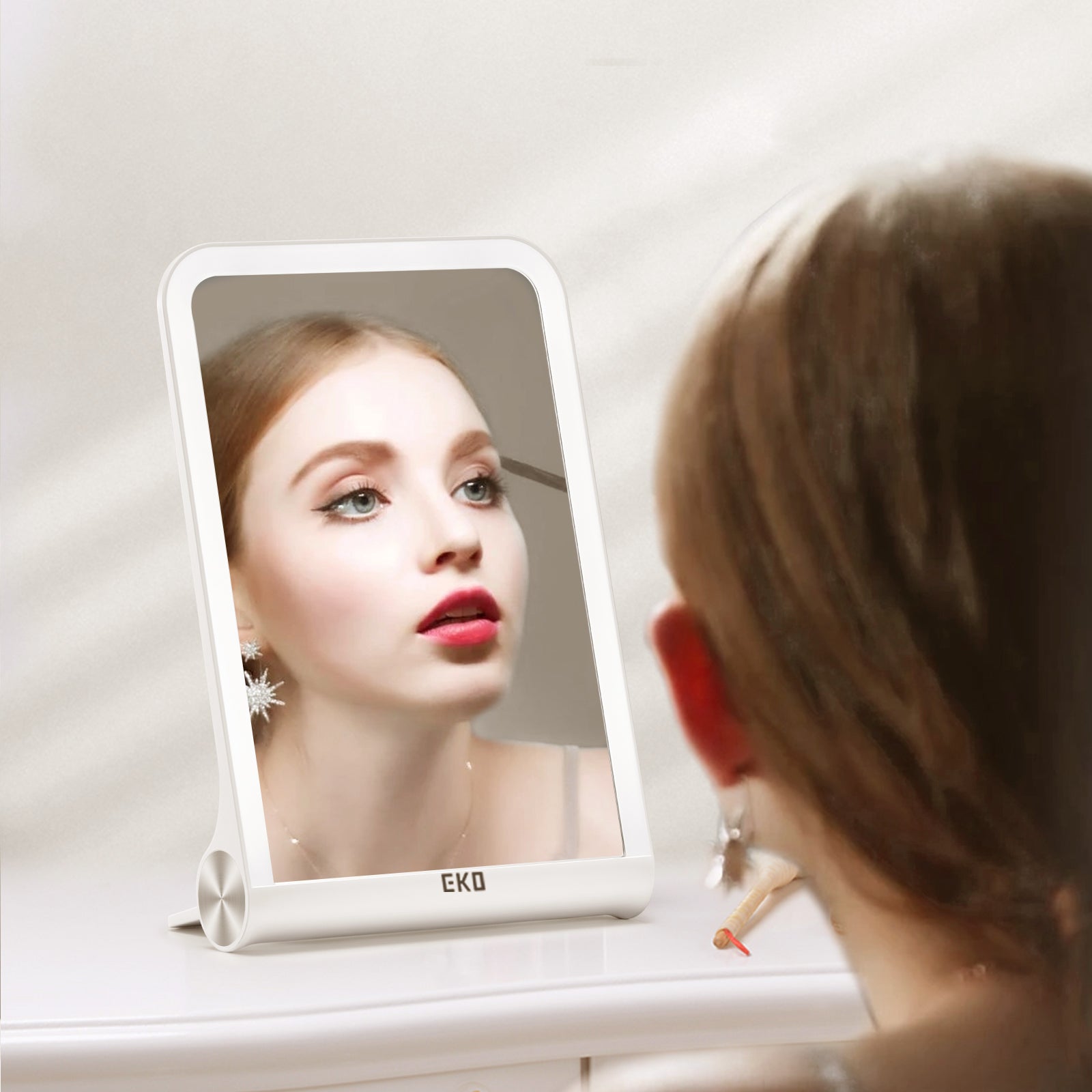 EKO iMira  1X Foldable 10.6" LED Mirror - White – Beauty