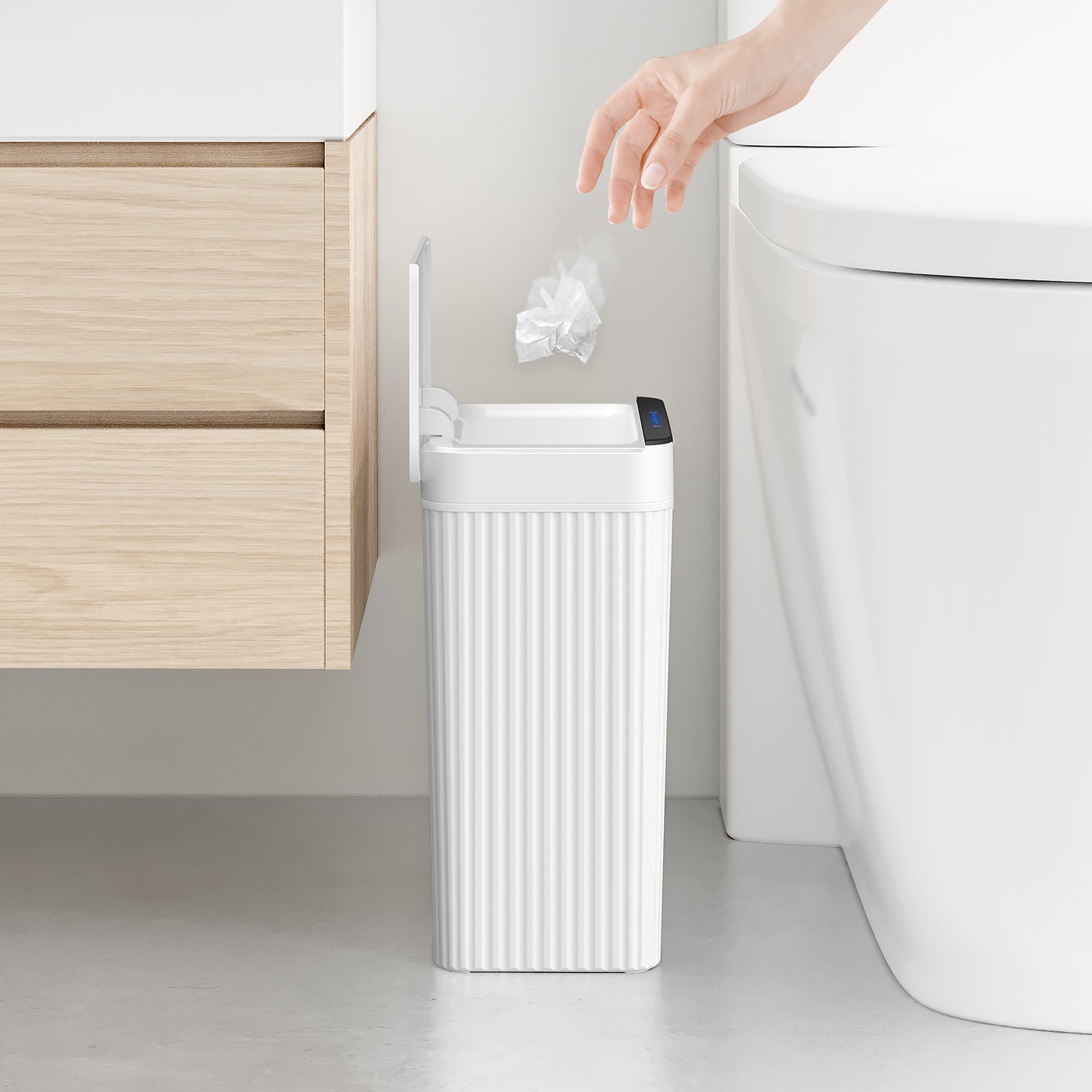 Brio Compact Design Motion Sensor Trash Can 10 L / 2.6 Gal